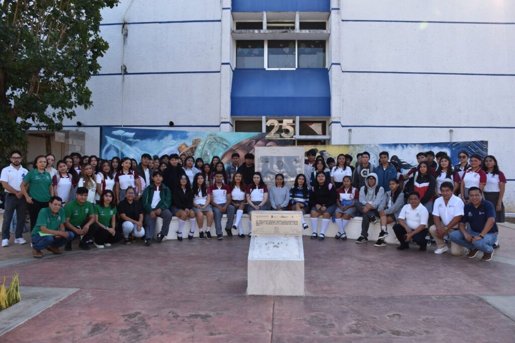 Visita del CBTIS 72 en la carrera Ingeniería en Desarrollo Comunitario.